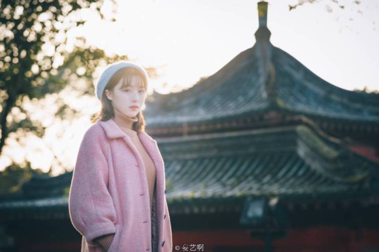 摄影师妄艺-重庆市·重庆市·南岸区-微博+图虫-轻微审颜，性格活泼开朗，话唠一点