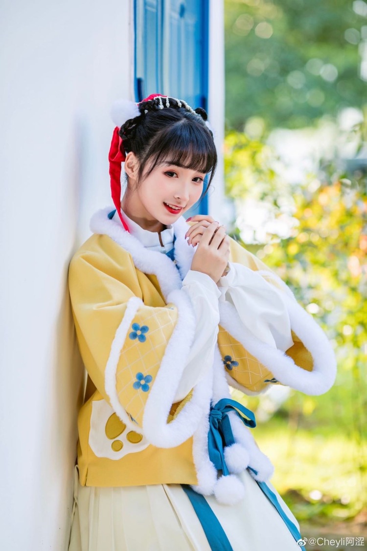 半是蜜糖半是伤-湖南省·长沙市·岳麓区--我是长沙的摄影师,近期想创作一组摄影作品,求互勉约拍~
这是我的第一个魔豆湾约拍通告,感谢魔豆湾给我的机会~
旅拍,街拍,情侣,商务,运动,亲子,欧美,Vlog,短视频,黑白,写真,民国,汉服,夜景,