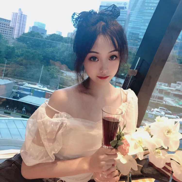 珍珍-北京市·北京市·昌平区--年龄19岁，身高170，体重51kg，地点只限于北京，时间需要协商，长相花旦，风格偏可爱甜美。