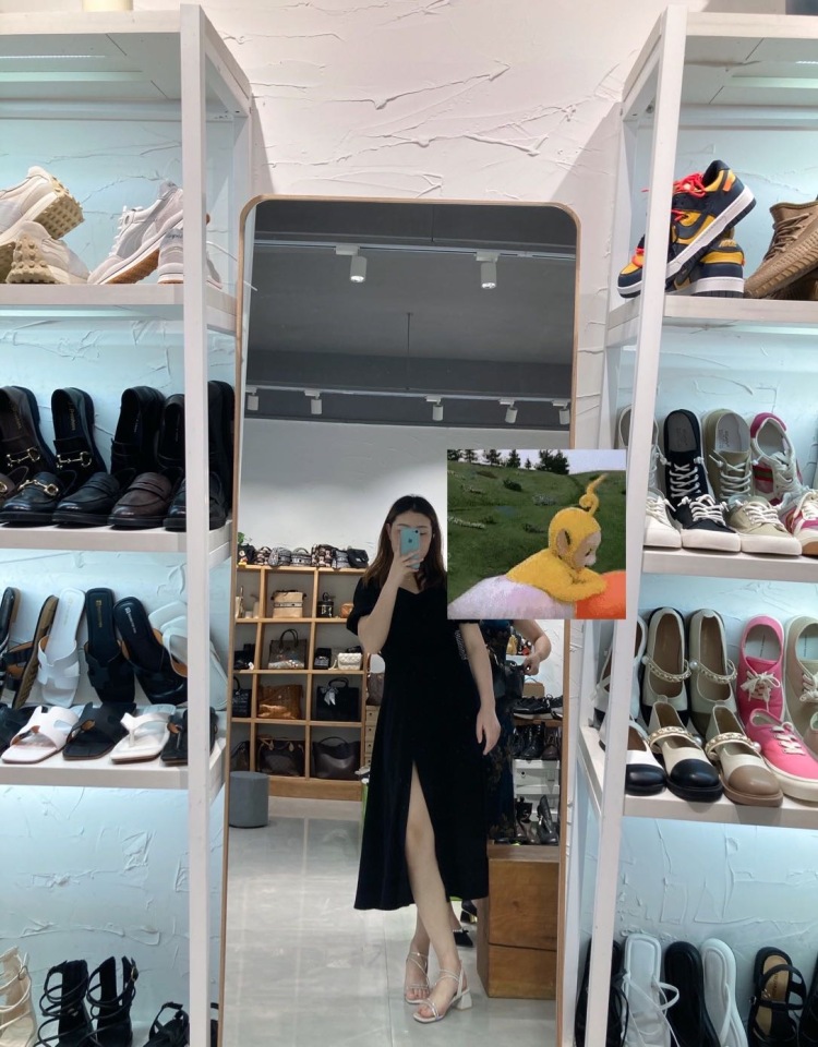 你别吭-浙江省·金华市·金东区--本人164体重115微胖girl，介意的绕道，不是专业模特，只是酷爱拍照📷，希望有机会合作
喜欢的风格：中性、港风、轻熟风、森系