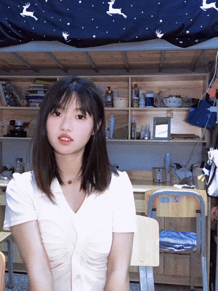 小杨睡不着.🎀-贵州省·安顺市·西秀区-抖音、快手-本人身高158,体重48kg ,兴趣爱好:拍照📷 、风格就是性感风、甜美可爱风、辣妹风格 、中性风格