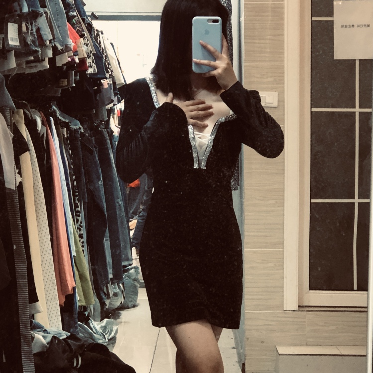 小杨睡不着.🎀-贵州省·安顺市·西秀区-抖音、快手-本人身高158,体重48kg ,兴趣爱好:拍照📷 、风格就是性感风、甜美可爱风、辣妹风格 、中性风格