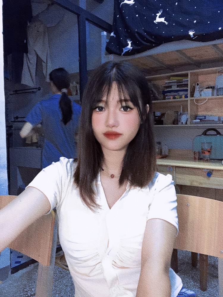 小杨睡不着.🎀-贵州省·安顺市·西秀区-抖音、快手-本人身高158,体重48kg ,兴趣爱好:拍照📷 、风格就是性感风、甜美可爱风、辣妹风格 、中性风格