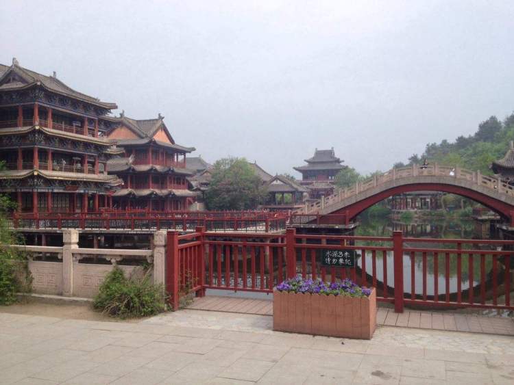 清明上河图-浙江省·金华市·东阳市-喜欢古风的姐妹快来拍照叭  梦华录永安酒楼取景地哦还有很多电视剧也在这拍摄的