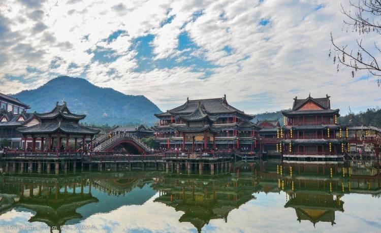 清明上河图-浙江省·金华市·东阳市-喜欢古风的姐妹快来拍照叭  梦华录永安酒楼取景地哦还有很多电视剧也在这拍摄的