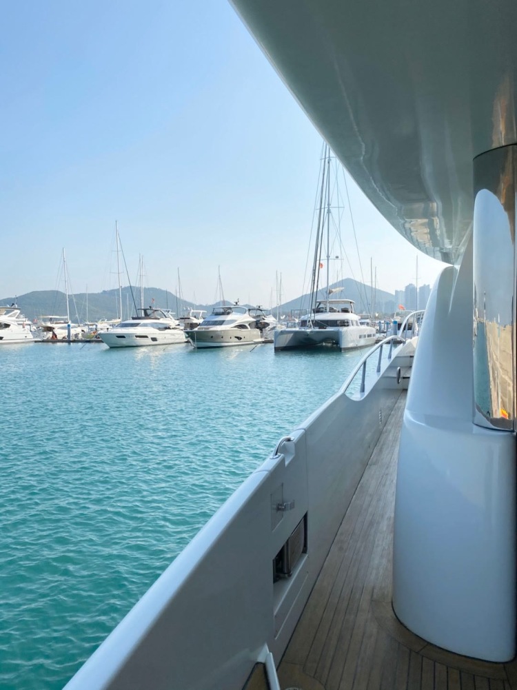 湛江市海边假日酒店(湛江万达广场店)-广东省·湛江市·赤坎区-海边拍摄，游挺拍，画模平模都可，拍图册一类，200-600一小时左右